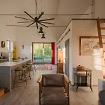 فيلة Loft Köveskál